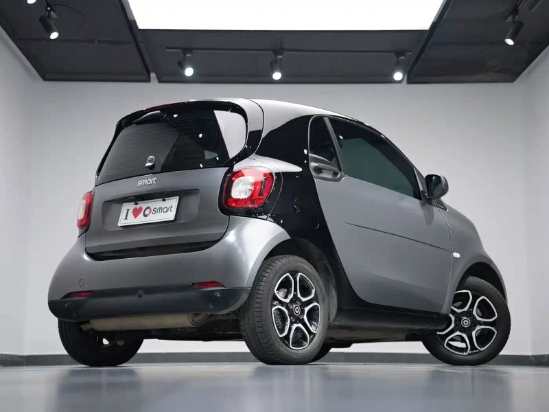 Smart microcar
