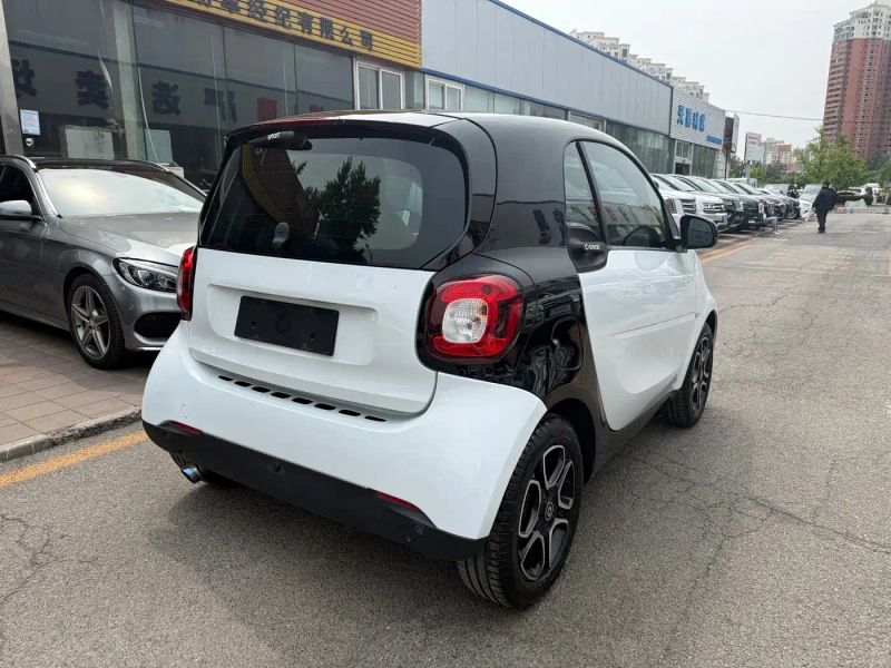 Smart microcar