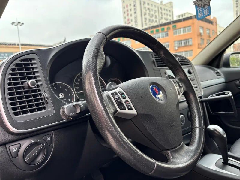 Saab 9-3
