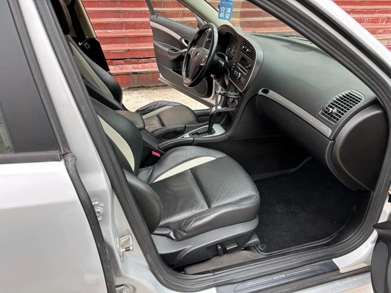 Saab 9-3