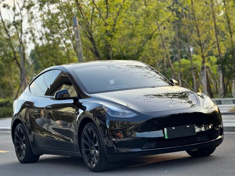 Tesla model-y
