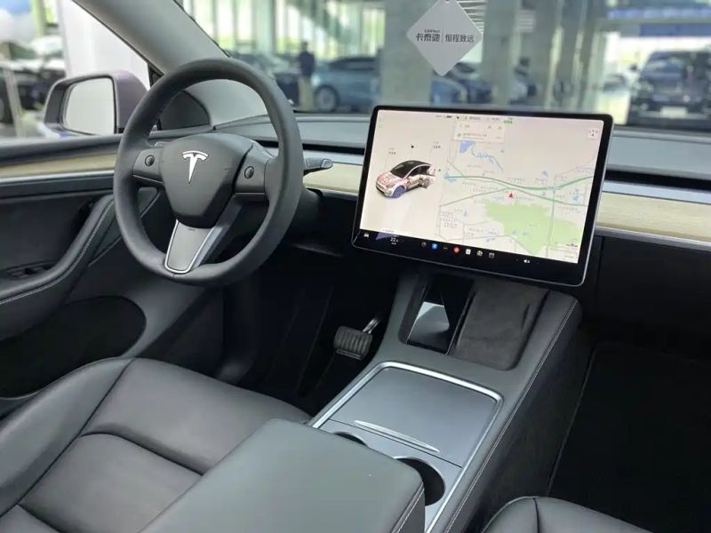 Tesla model-y