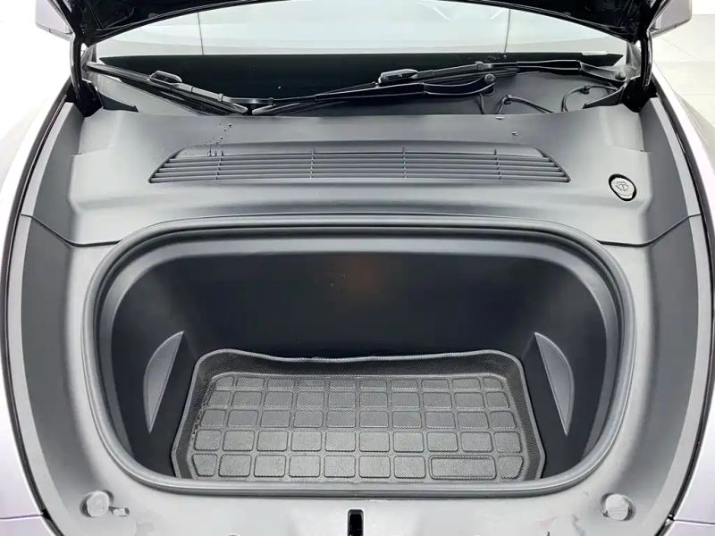 Tesla model-y