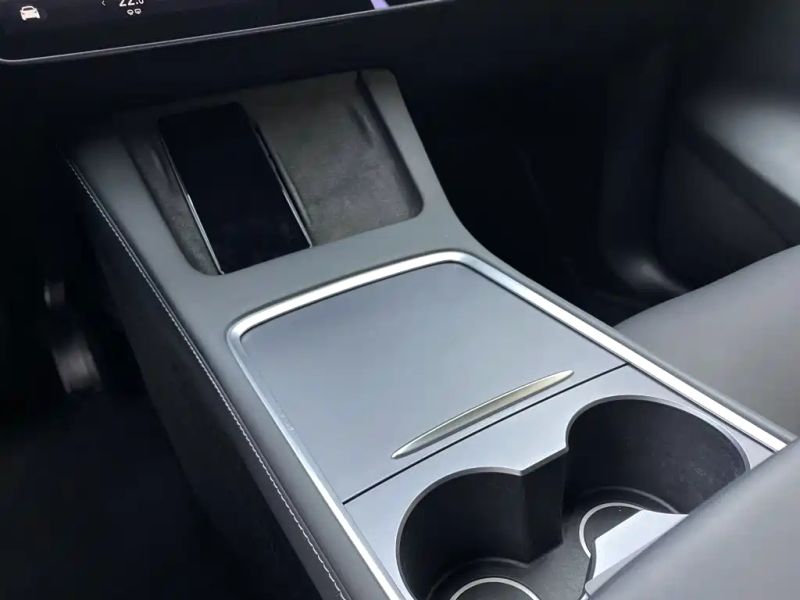 Tesla model-y
