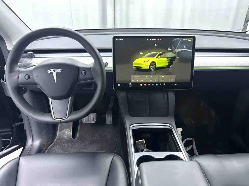 Tesla model-y