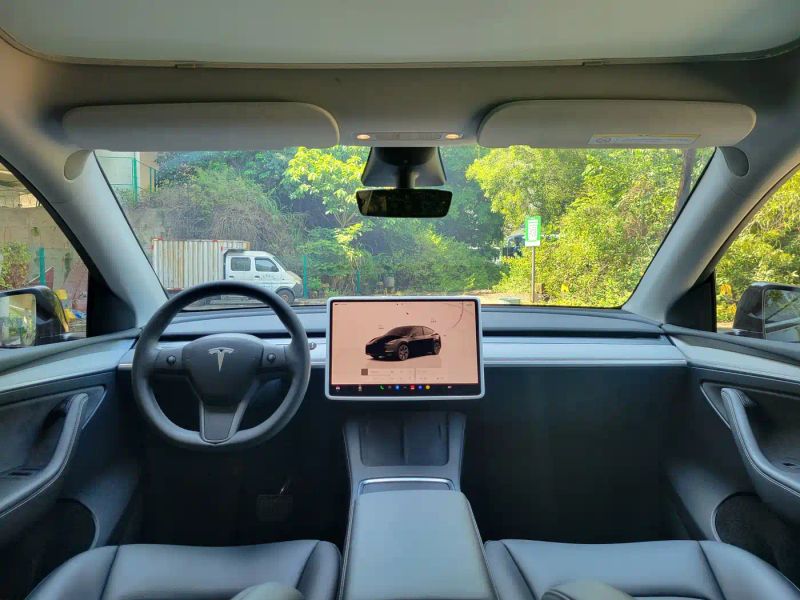 Tesla model-y