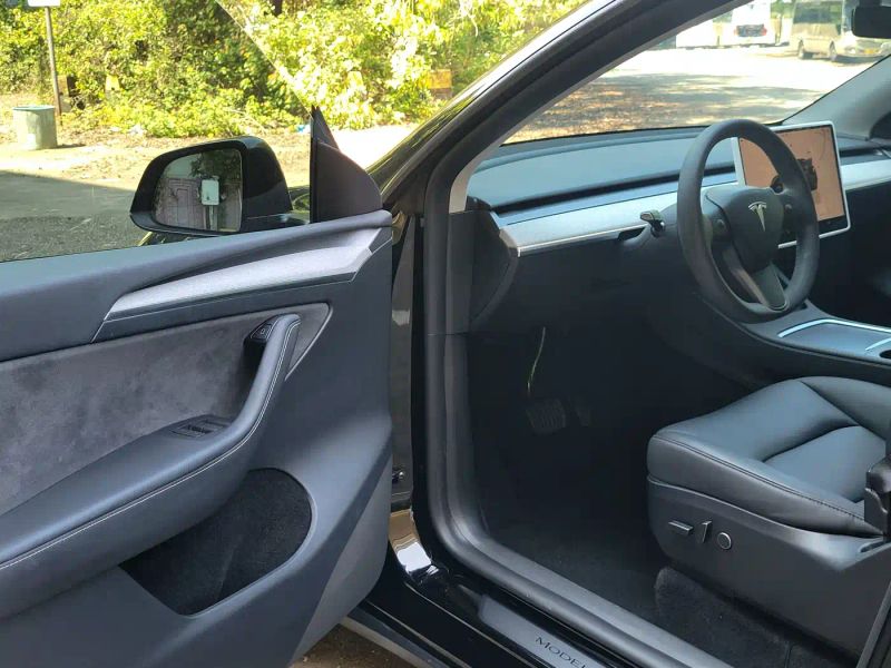 Tesla model-y