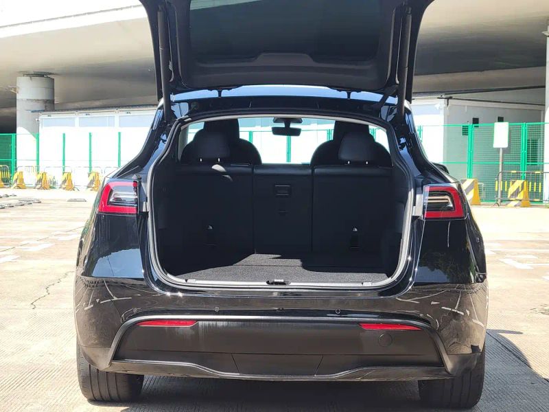 Tesla model-y