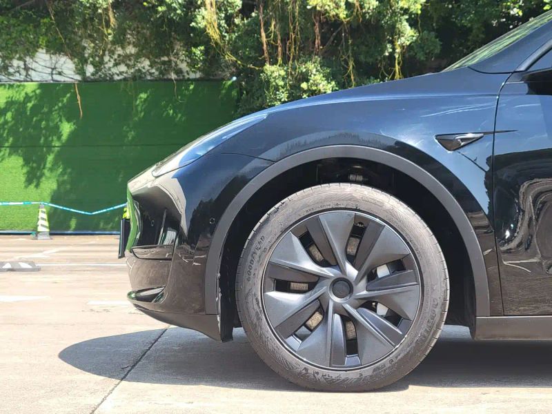 Tesla model-y