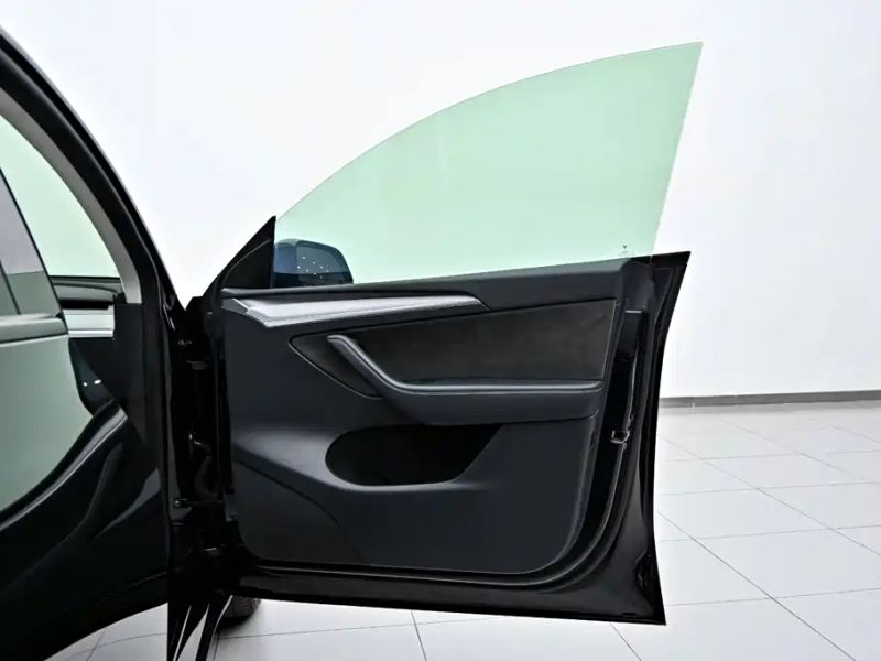 Tesla model-y