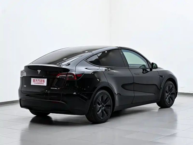 Tesla model-y