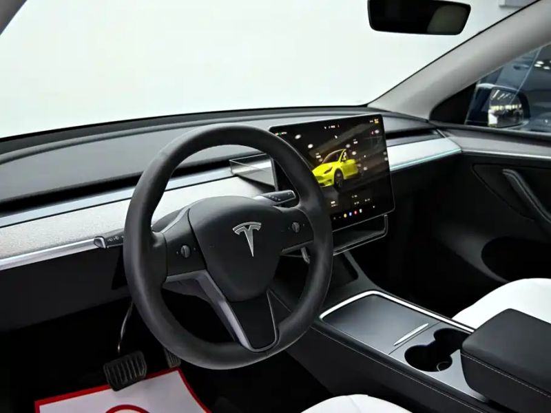 Tesla model-y