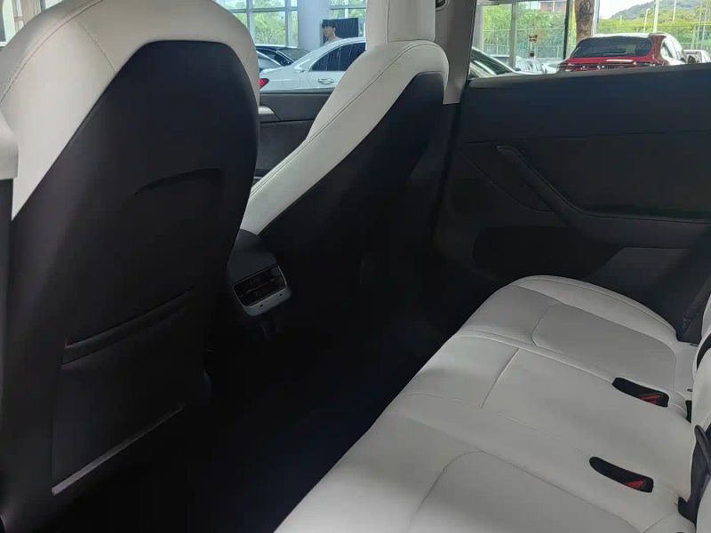 Tesla model-y