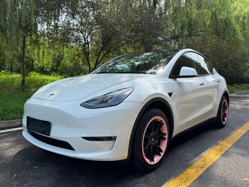 Tesla model-y