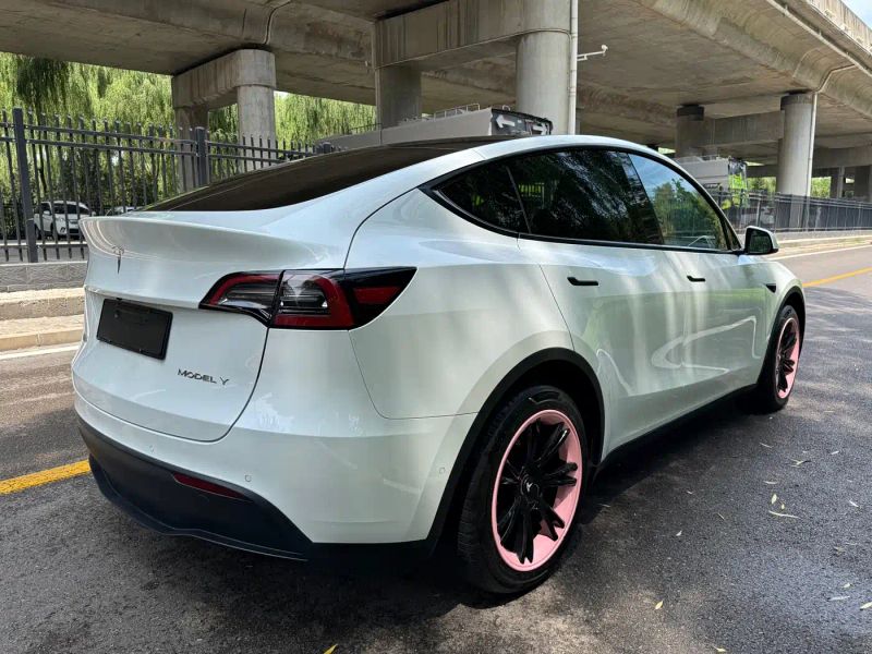 Tesla model-y