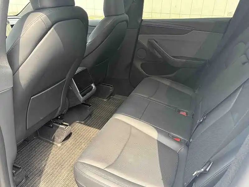 Tesla model-y