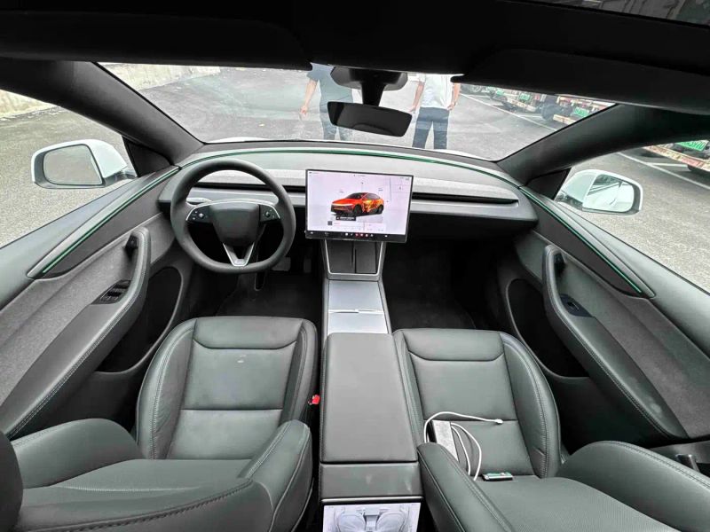 Tesla model-y