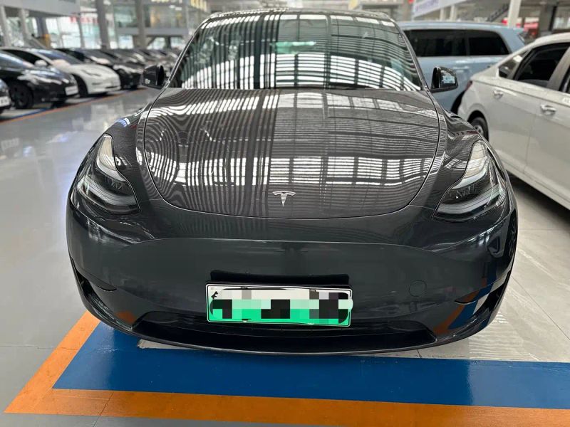 Tesla model-y