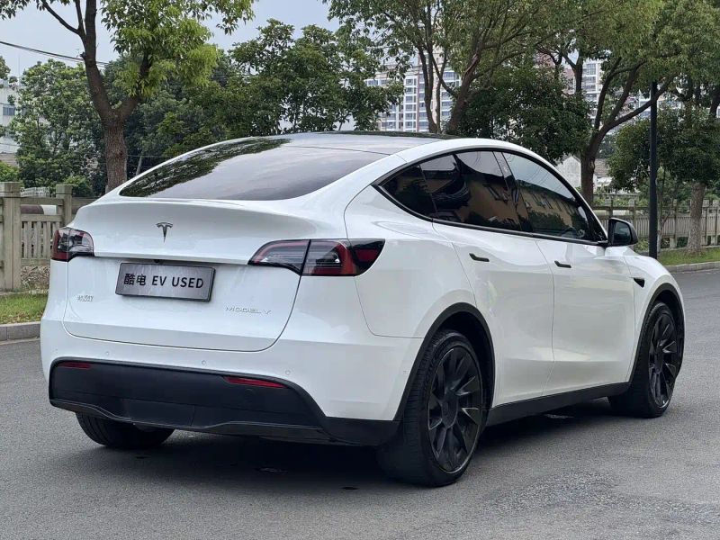 Tesla model-y