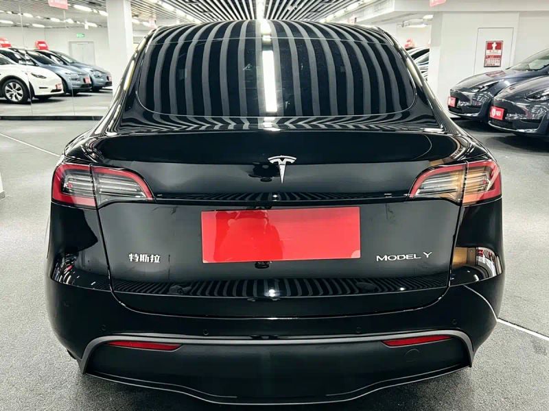 Tesla model-y