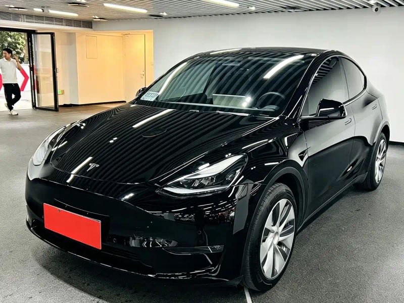 Tesla model-y