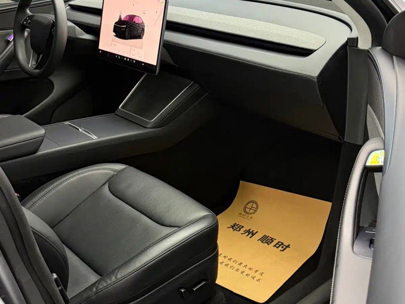 Tesla model-y