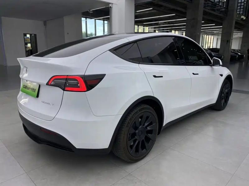 Tesla model-y