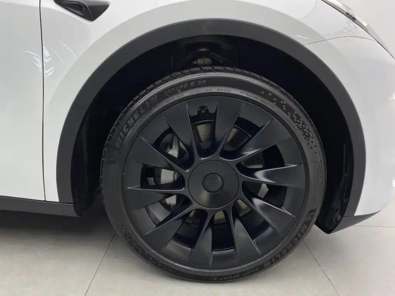 Tesla model-y