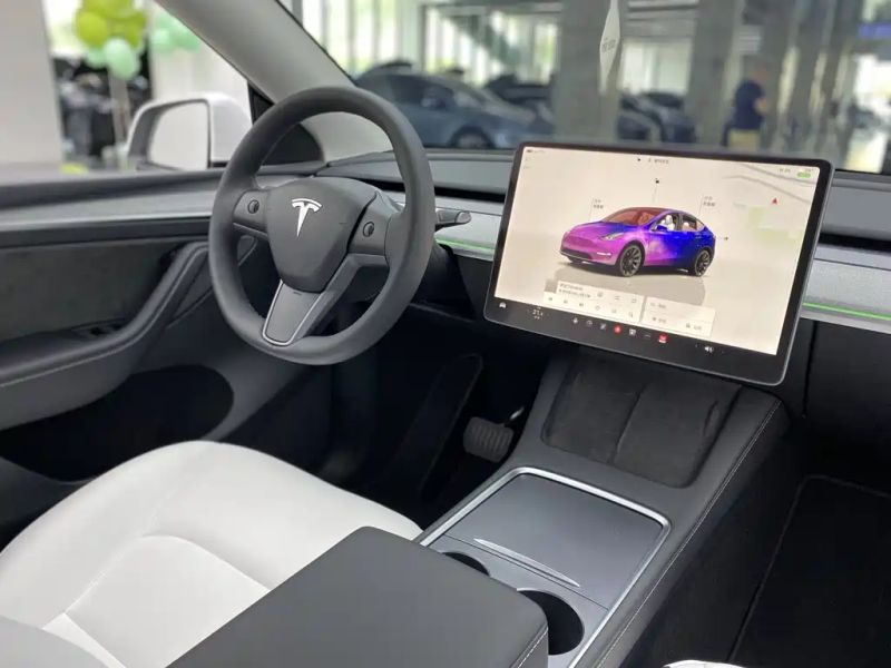 Tesla model-y