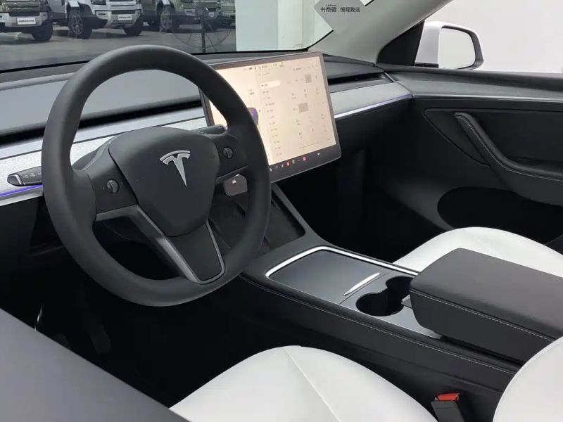 Tesla model-y
