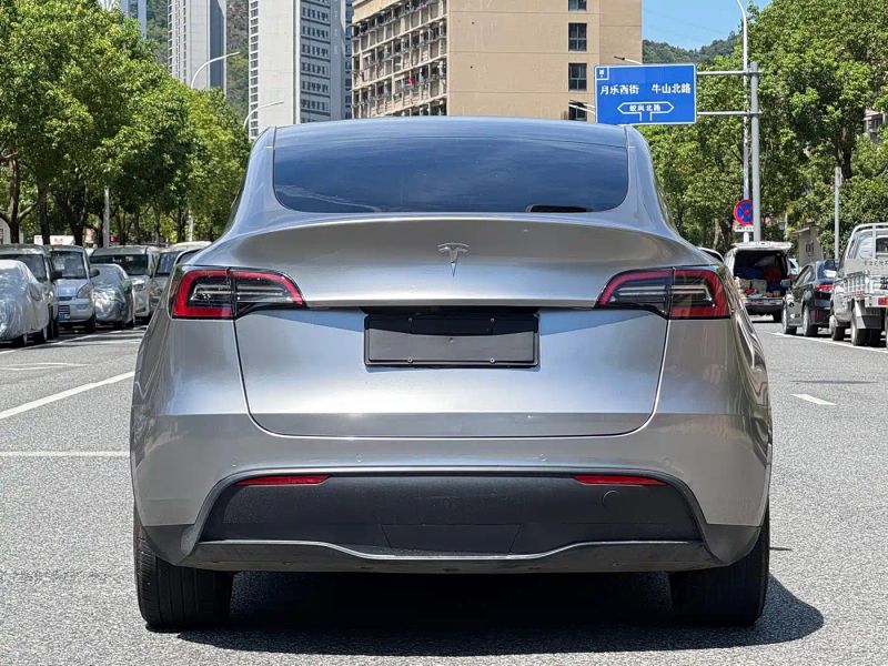 Tesla model-y