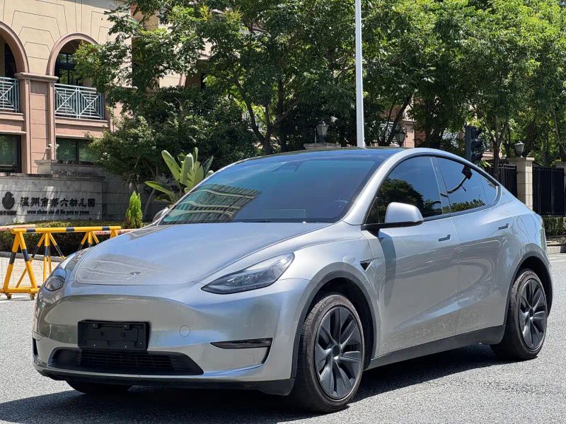 Tesla model-y