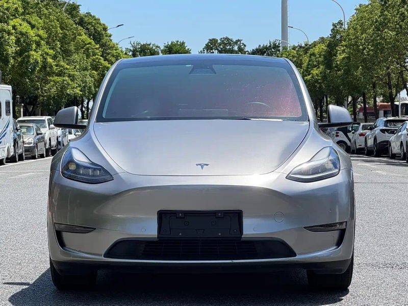 Tesla model-y