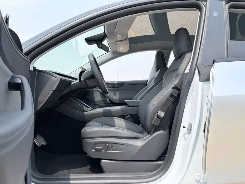 Tesla model-y