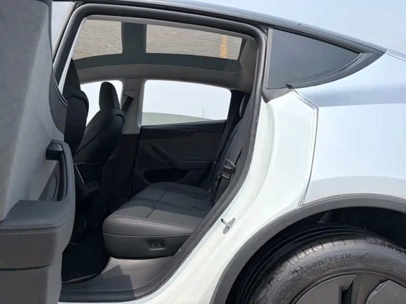 Tesla model-y