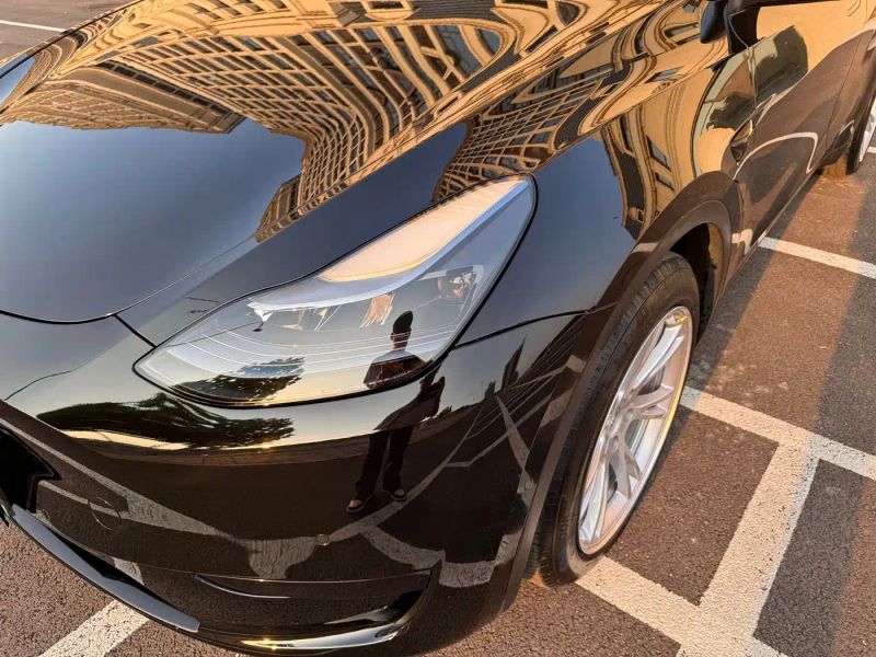 Tesla model-y