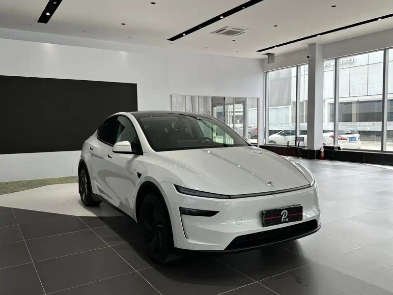 Tesla model-y