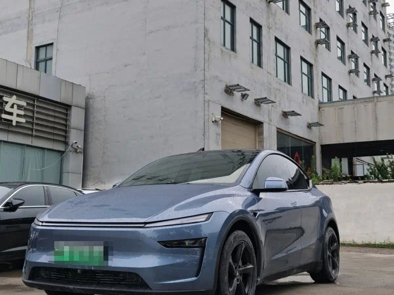 Tesla model-y