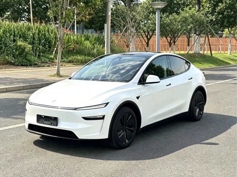 Tesla model-y