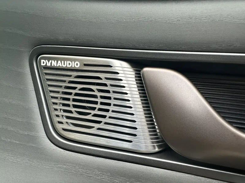 Denza d9
