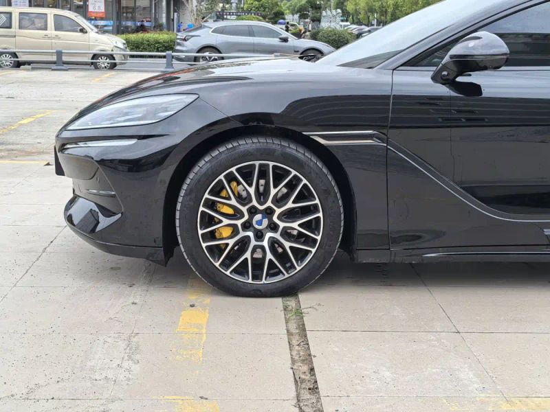 Denza z9gt
