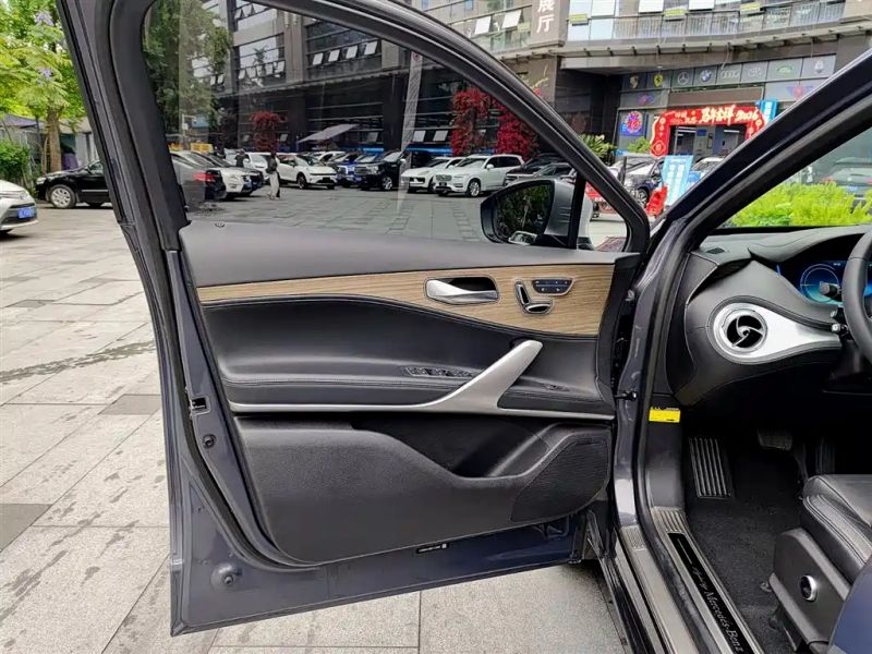 Denza x