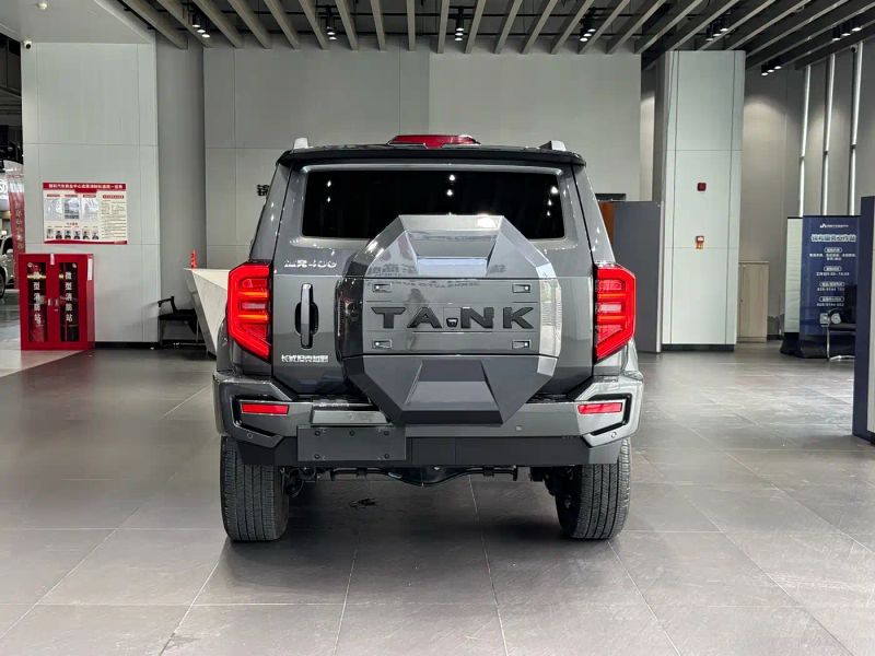 Tank tank_400