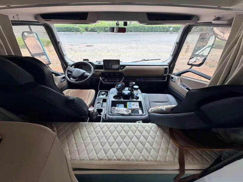 yuejin motorhome