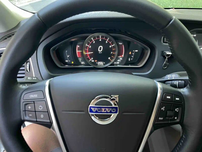 Volvo V40
