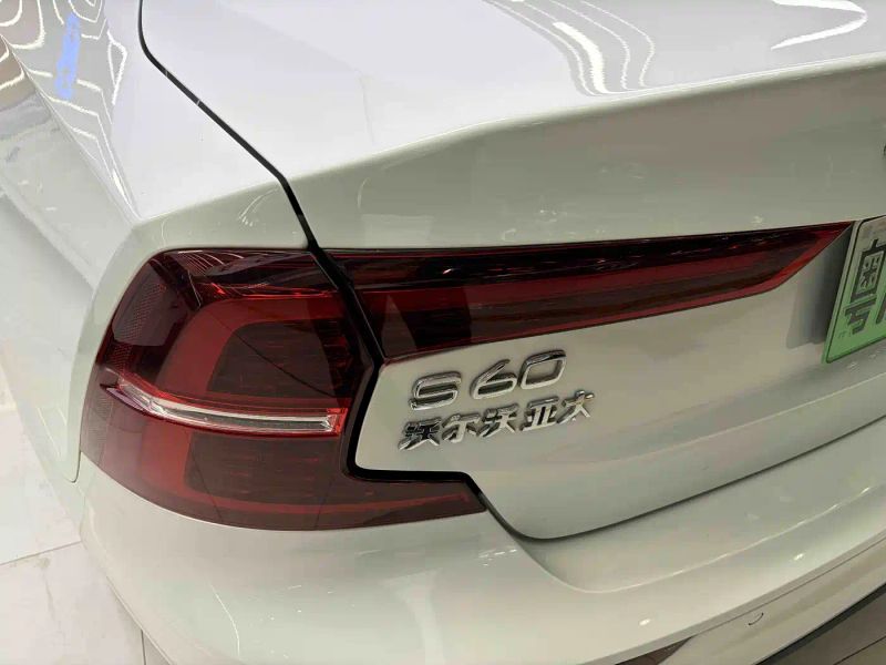 Volvo S60