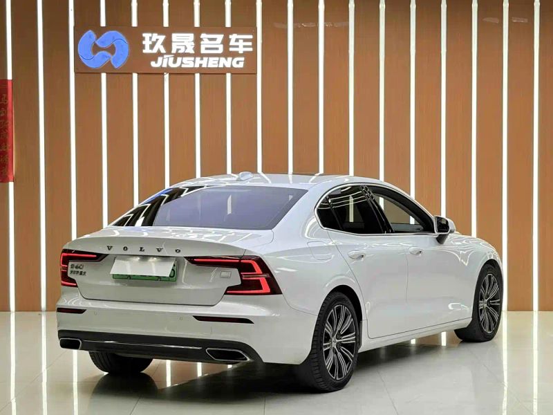 Volvo S60