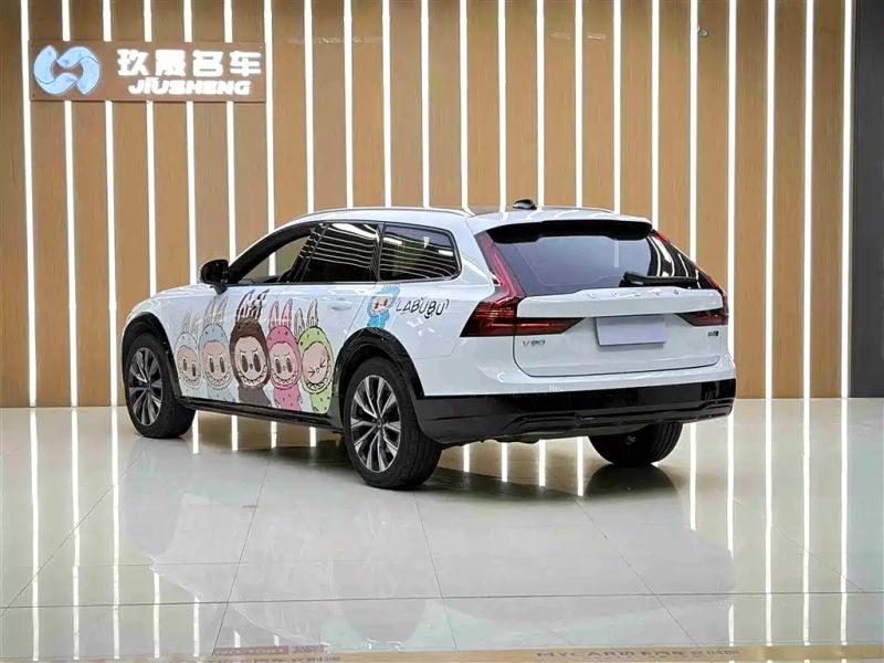 Volvo V90