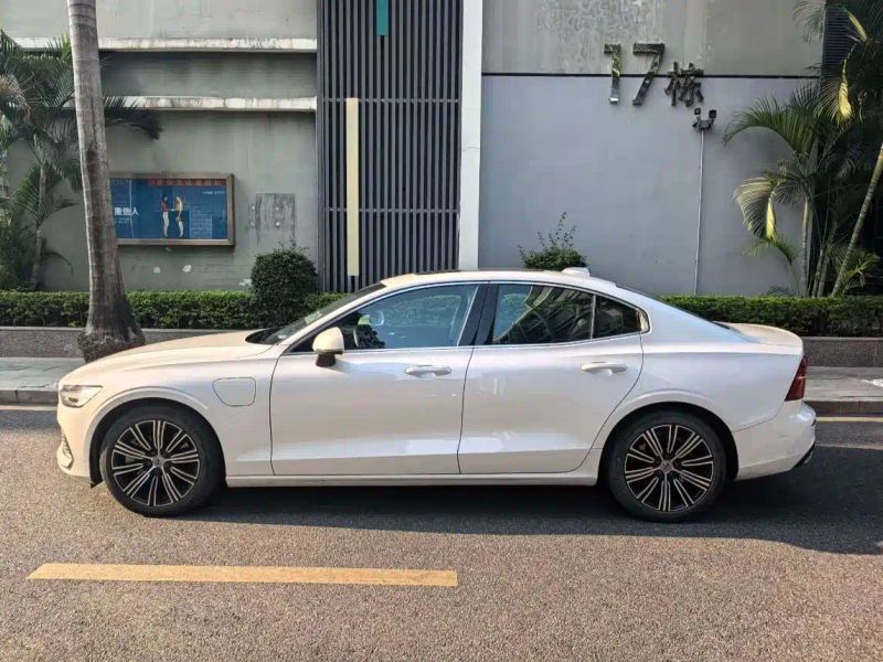 Volvo S60