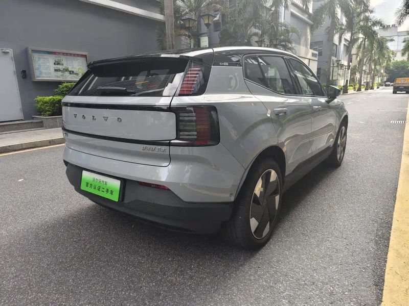 Volvo ex